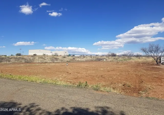 Photo 3 of Land for sale at 17402 E Bob White Rd #443, Mayer, AZ 86333 | MLS# 6994552 | Listing updated on 2026-09-10