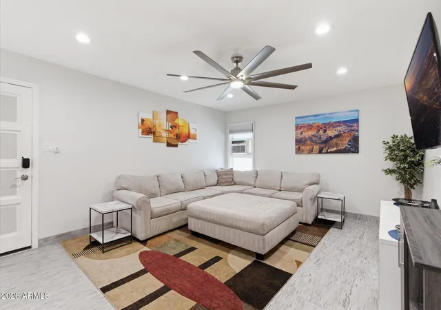 3rd image of 4950 N Miller Rd #100, Scottsdale, AZ 85251 | MLS# 6998272