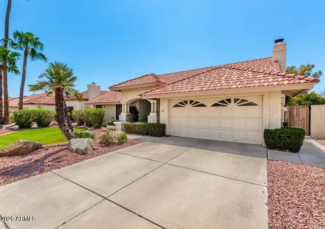Homes for sale in Glendale, AZ | 6727 W Kristal Wy, Glendale, AZ 85308 | MLS# 7002762