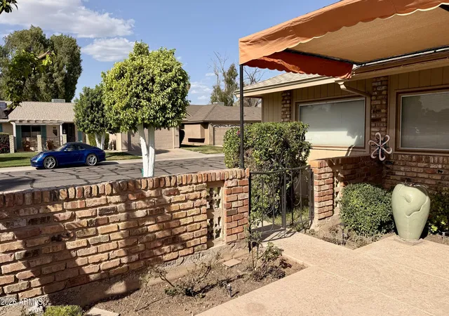 Photo 2 of Townhouse for sale at 10015 W Mountain View Rd, Sun City, AZ 85351 | MLS# 6994591 | Listing updated on 2026-08-11