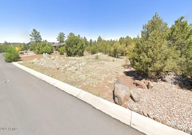 1st image of 2020 E Bluff Ridge Rd #5, Show Low, AZ 85901 | MLS# 7002059