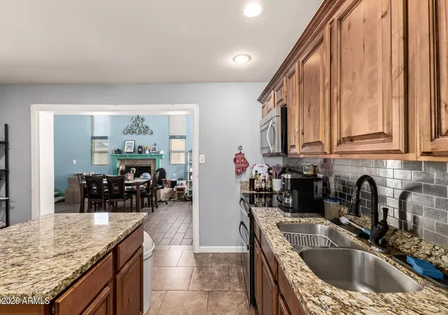 Photo 4 of Sale Pending at 3408 W Corrine Dr, Phoenix, AZ 85029 | MLS# 6995390 | Listing updated on 2026-09-08