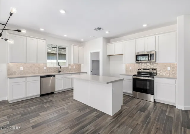 Photo 3 of Single family home for sale at 1188 E Ridgerock St, Casa Grande, AZ 85122 | MLS# 6995154 | Listing updated on 2026-09-24
