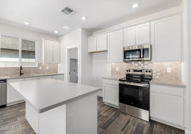 Photo 4 of Single family home for sale at 1188 E Ridgerock St, Casa Grande, AZ 85122 | MLS# 6995154 | Listing updated on 2026-09-24