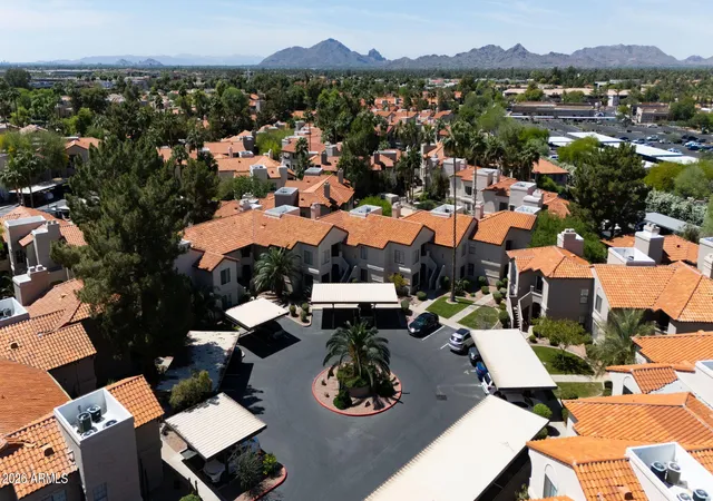 2nd image of 9790 N 94Th Pl, Scottsdale, AZ 85258