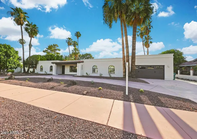 Photo 1 of Single family home for sale at 1124 N Villa Nueva Dr, Litchfield Park, AZ 85340 | MLS# 7021387 | Listing updated on 2026-09-14