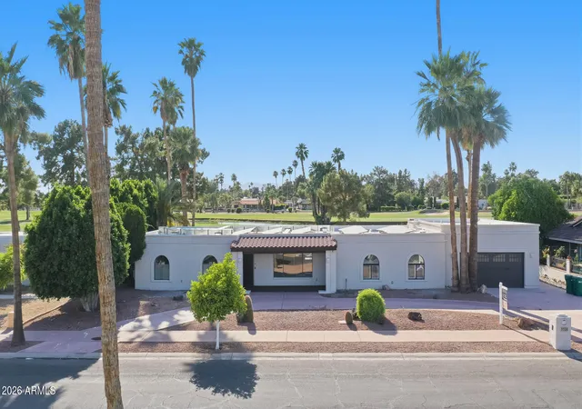 Homes for sale in Litchfield Park, AZ | 1124 N Villa Nueva Dr, Litchfield Park, AZ 85340 | MLS# 7021387