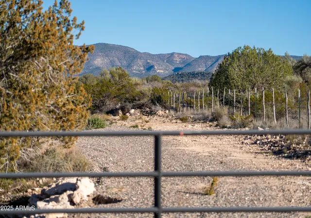 1st image of 3580 N Kit Carson Trl, Rimrock, AZ 86335 | MLS# 6995368