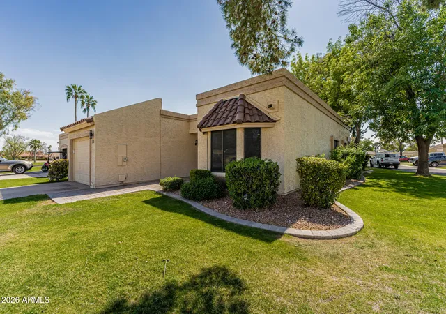 Photo 3 of Single family home for sale at 9707 W Kerry Ln, Peoria, AZ 85382 | MLS# 6996081 | Listing updated on 2026-09-23