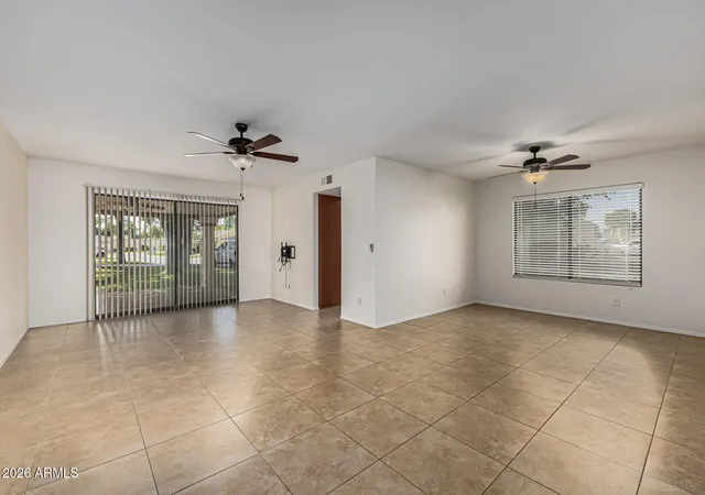 Photo 4 of Single family home for sale at 9707 W Kerry Ln, Peoria, AZ 85382 | MLS# 6996081 | Listing updated on 2026-09-23