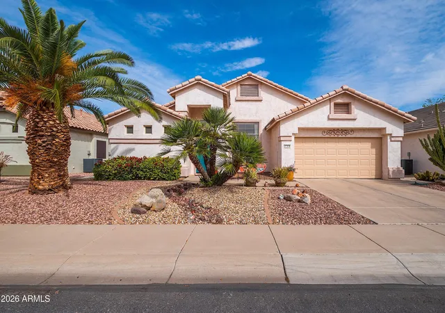 Photo 2 of Single family home for sale at 17636 W Weatherby Dr, Surprise, AZ 85374 | MLS# 6996738 | Listing updated on 2026-10-05
