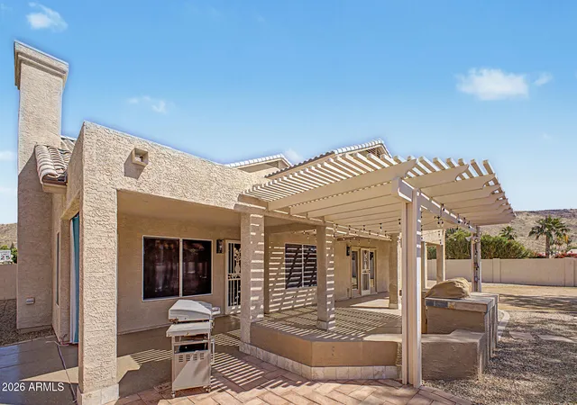 Photo 4 of Single family home for sale at 21805 N 61st Avenue, Glendale, AZ 85310 | MLS# 7023052 | Listing updated on 2026-10-04