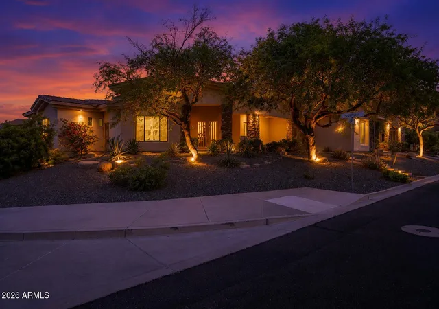 1st image of 8705 S 24th Pl, Phoenix, AZ 85042 | MLS# 6995985