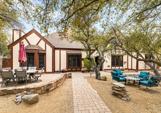 Photo 1 of Single family home for sale at 2 Woodside Dr, Prescott, AZ 86305 | MLS# 6996607 | Listing updated on 2026-06-24