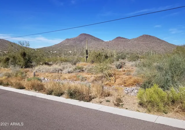 Photo 3 of Sale Pending at 40600 N 32nd Street, Cave Creek, AZ 85331 | MLS# 6996152 | Listing updated on 2026-07-22