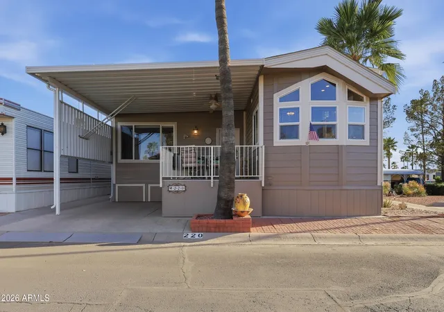 1st image of 220 Motherlode Dr, Apache Junction, AZ 85119 | MLS# 6998582