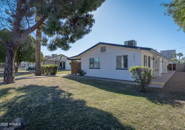 Photo 3 of Townhouse for sale at 1021 E Fairmount Ave, Phoenix, AZ 85014 | MLS# 6997176 | Listing updated on 2026-09-01