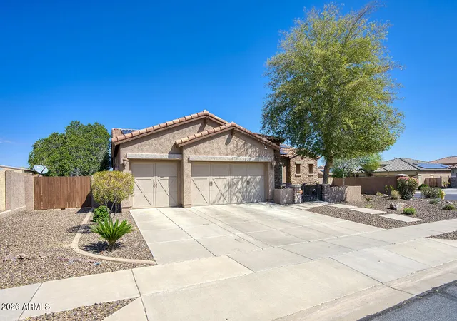 3rd image of 19326 W Medlock Dr, Litchfield Park, AZ 85340 | MLS# 6997391