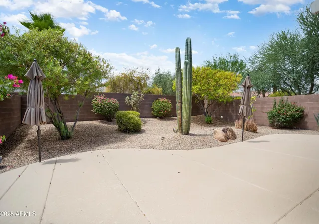 4th image of 18522 N Borgata Dr, Surprise, AZ 85374 | MLS# 6997449