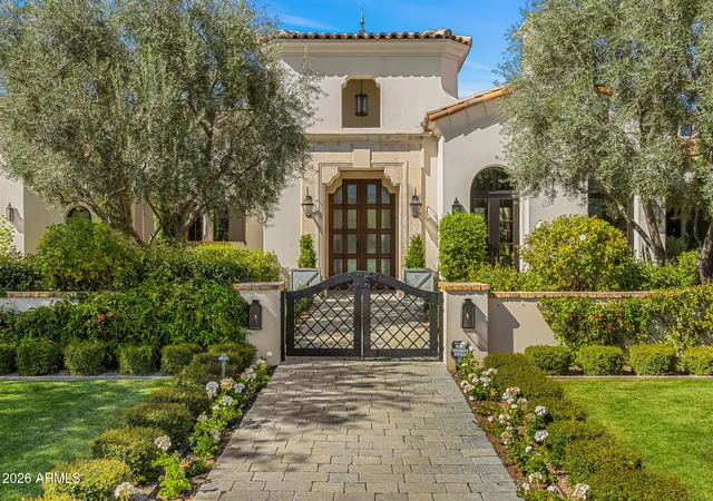 1st image of 5858 E Caballo Dr, Paradise Valley, AZ 85253 | MLS# 7000461