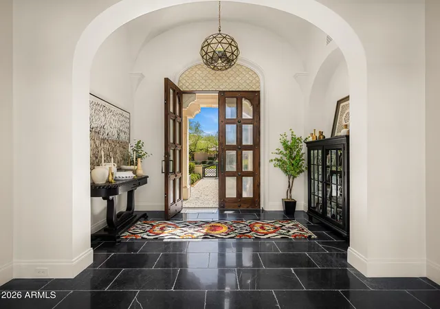 3rd image of 5858 E Caballo Dr, Paradise Valley, AZ 85253 | MLS# 7000461