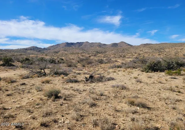 2nd image of 44a W Traveler Wy #44A, Congress, AZ 85332 | MLS# 6997756