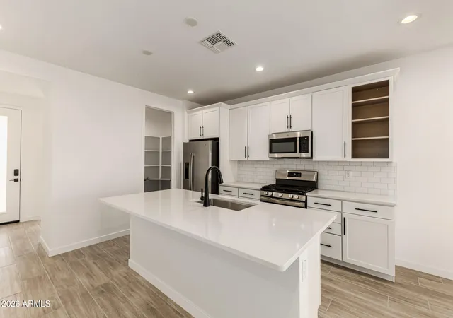 Photo 3 of Sale Pending at 15850 W Vogel Ave, Goodyear, AZ 85338 | MLS# 6998235 | Listing updated on 2026-10-20
