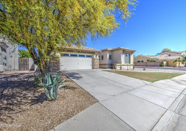 1st image of 128 E Caribbean Dr, Casa Grande, AZ 85122 | MLS# 6998433