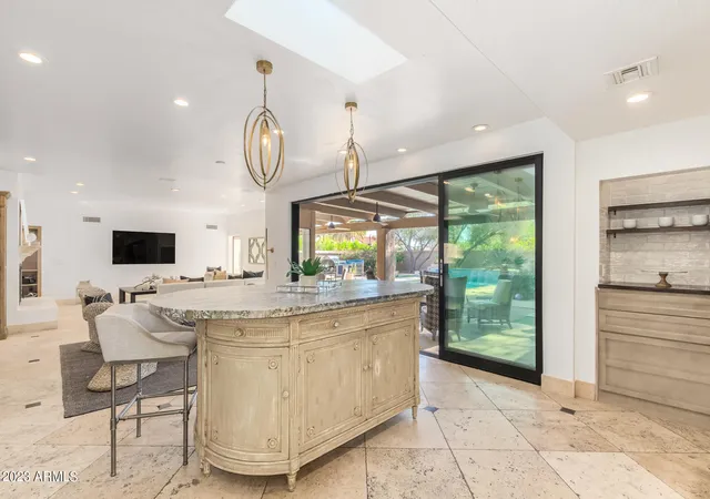 2nd image of 4450 E Camelback Rd #1, Phoenix, AZ 85018 | MLS# 7021946