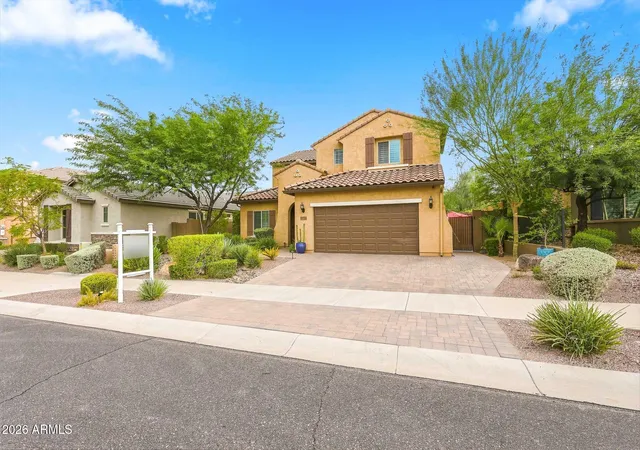 2nd image of 33212 N 26th Ln N, Phoenix, AZ 85085 | MLS# 7000444