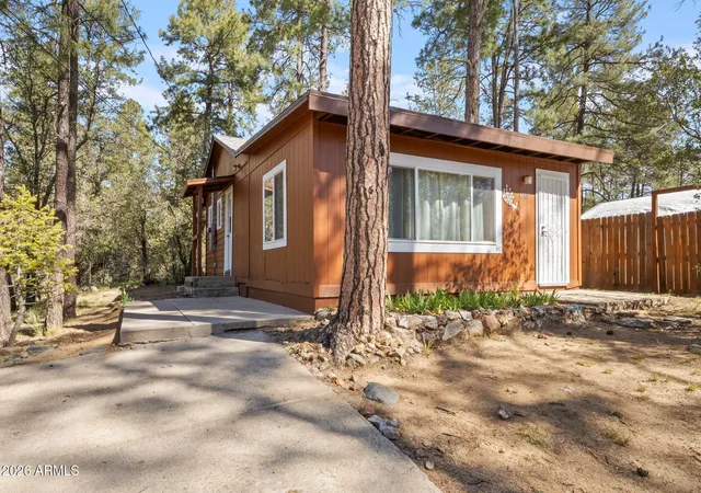 Photo 3 of Single family home for sale at 4600 S Ponderosa Park Rd, Prescott, AZ 86303 | MLS# 6999970 | Listing updated on 2026-04-28