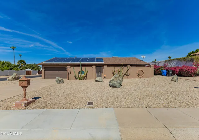 Photo 1 of Sale Pending at 2902 E Claire Dr, Phoenix, AZ 85032 | MLS# 7001523 | Listing updated on 2026-09-05