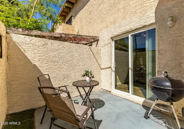 2nd image of 1618 N 32nd St, Phoenix, AZ 85008