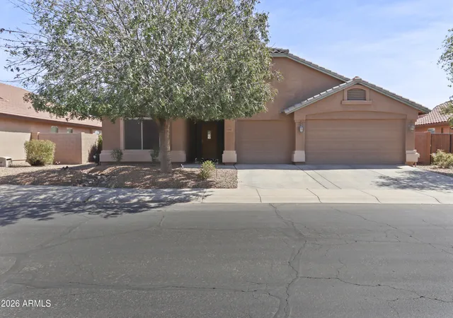 Homes for sale in Maricopa, AZ | 21863 N Reis Dr, Maricopa, AZ 85138 | MLS# 7000067