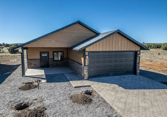1st image of 2021 E Rimstone Dr, Show Low, AZ 85901 | MLS# 6999629