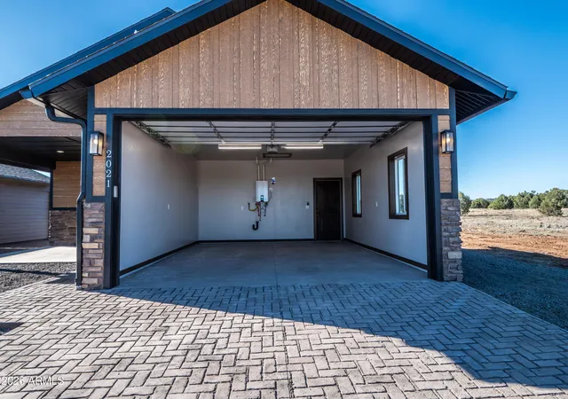 4th image of 2021 E Rimstone Dr, Show Low, AZ 85901 | MLS# 6999629