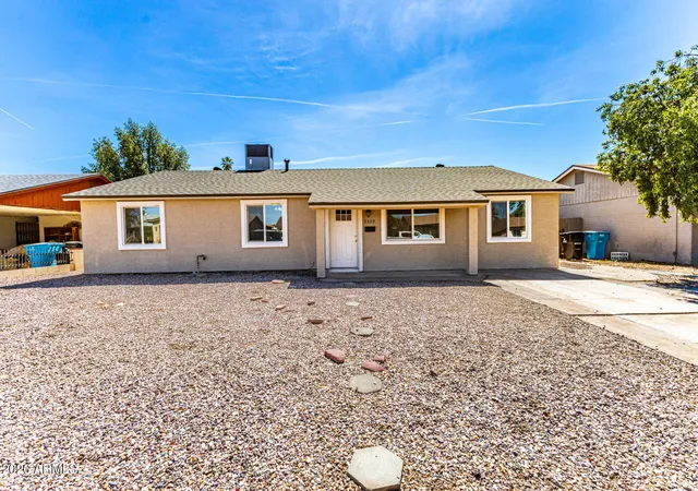 1st image of 7339 W Montecito Ave, Phoenix, AZ 85033 | MLS# 7007284