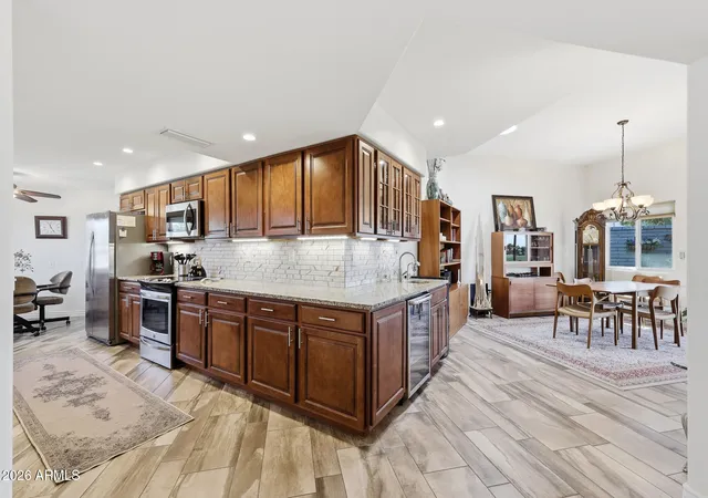 Photo 4 of Townhouse for sale at 10101 W Pineaire Dr, Sun City, AZ 85351 | MLS# 7000142 | Listing updated on 2026-09-11