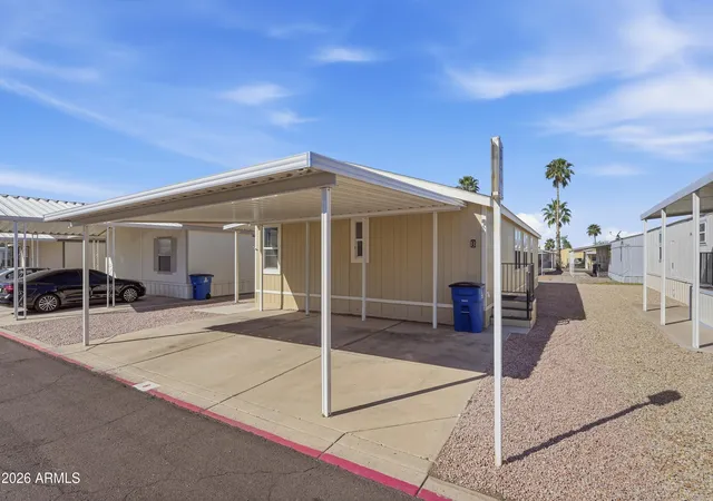 Photo 3 of Manufactured home for sale at 2140 E Michigan Ave #8, Phoenix, AZ 85022 | MLS# 7000445 | Listing updated on 2026-07-26