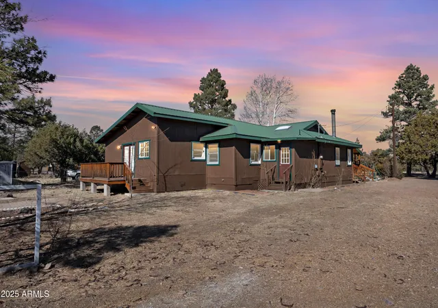 Homes for sale in Lakeside, AZ | 1435 Flag Hollow Rd, Lakeside, AZ 85929 | MLS# 7001269
