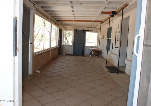 Photo 4 of Manufactured home for sale at 6217 S Natoma Trl, Hereford, AZ 85615 | MLS# 7000520 | Listing updated on 2026-07-15