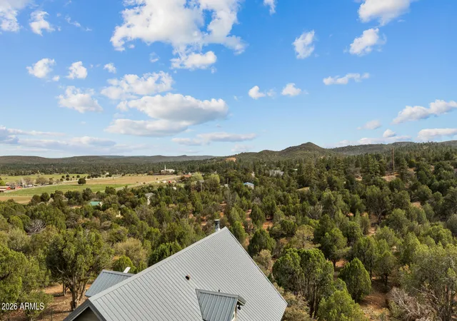 Photo 4 of Single family home for sale at 6325 Gardenia Ln, Show Low, AZ 85901 | MLS# 7001167 | Listing updated on 2026-06-27