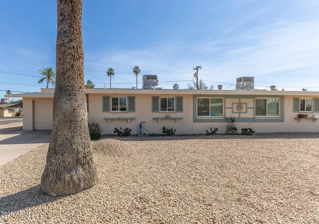 Photo 2 of Townhouse for sale at 10801 W Windsor Dr, Sun City, AZ 85351 | MLS# 7000708 | Listing updated on 2026-09-18