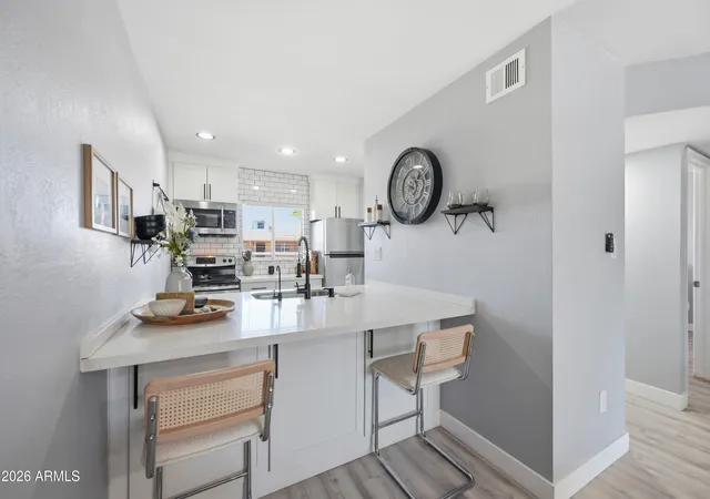 Photo 2 of Townhouse at 7436 E Chaparral Rd #B227, Scottsdale, AZ 85250 | MLS# 7000683 | | Sold on 2026-04-17