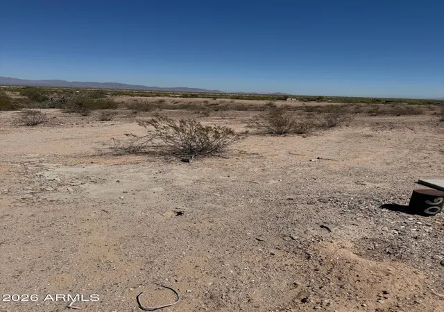 2nd image of 2531 S Hassayampa Rd #83, Tonopah, AZ 85354 | MLS# 7000474