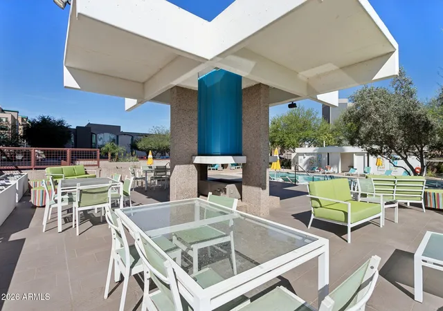 Homes for sale in Phoenix, AZ | 2323 N Central Avenue, Phoenix, AZ 85004 | Houzeo