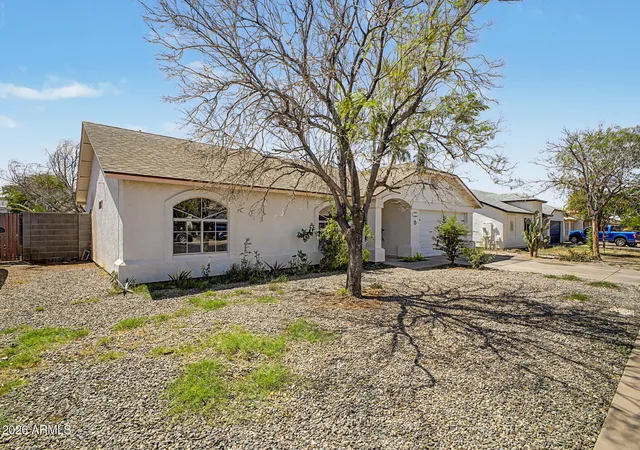 Photo 2 of Single family home for sale at 8111 E Des Moines St, Mesa, AZ 85207 | MLS# 7000584 | Listing updated on 2026-09-18