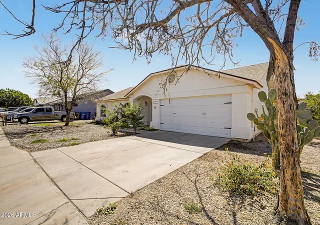 Photo 3 of Single family home for sale at 8111 E Des Moines St, Mesa, AZ 85207 | MLS# 7000584 | Listing updated on 2026-09-18