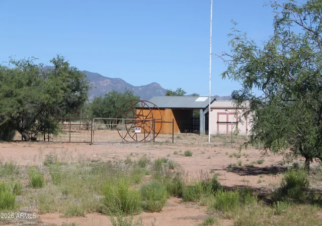 Homes for sale in Hereford, AZ | 6422 S Veterans Ln, Hereford, AZ 85615 | MLS# 7000981