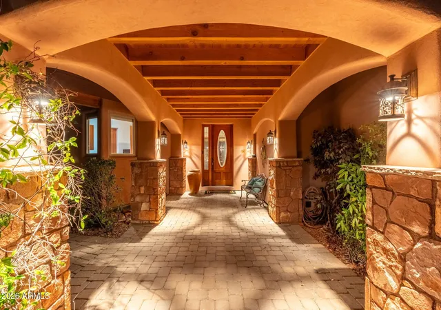 3rd image of 225 Scenic Dr, Sedona, AZ 86336 | MLS# 7004848